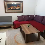 Central 1+1 Ap With Balcony