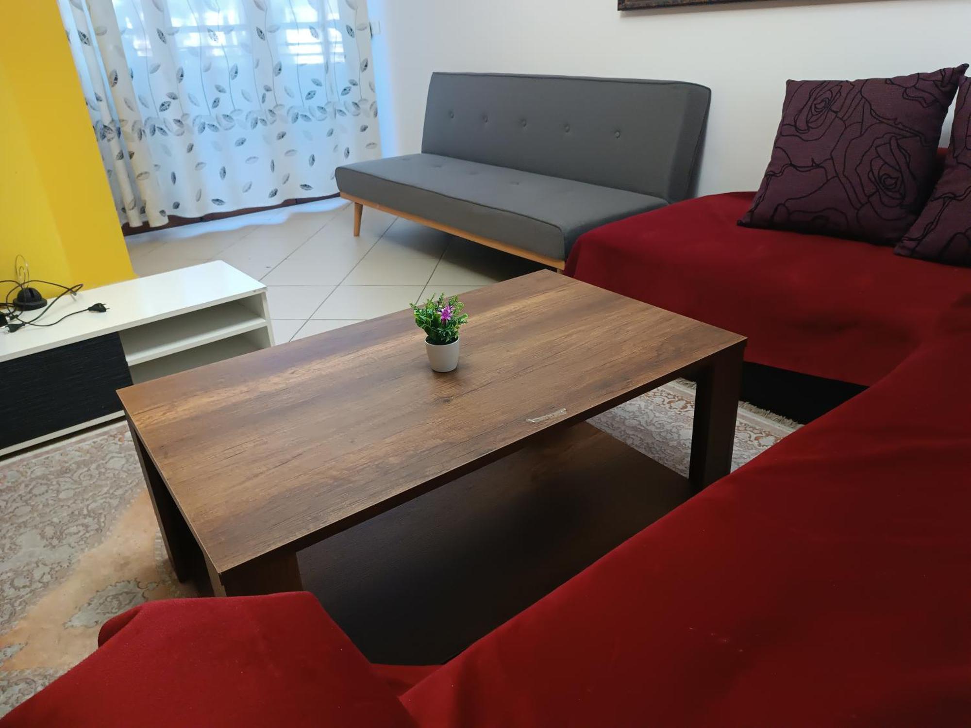 Apartament 1+1 Ap With Balcony Tirana